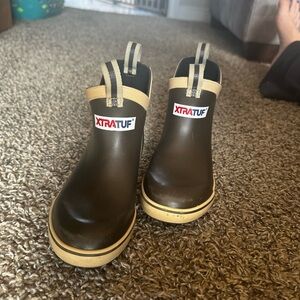 XTRATUF BOOTS
